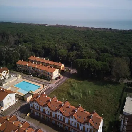 Seaside Family Flat With Terrace-beahost Apartment Rosolina Mare