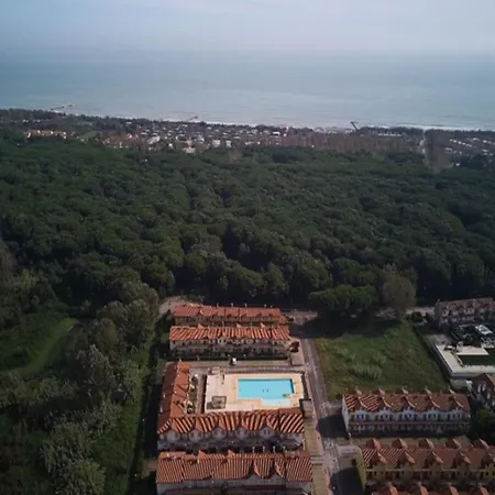 Apartment Seaside Family Flat With Terrace-beahost Venice